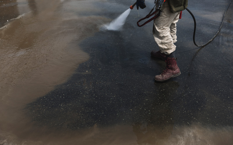 騒音・振動・粉じん対策に細心の注意を払い工事現場周辺の生活環境を保全
